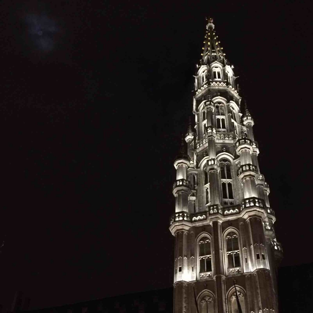 Grand Place at night | What to expect from Brussels, capital of Europe | Geeky Explorer