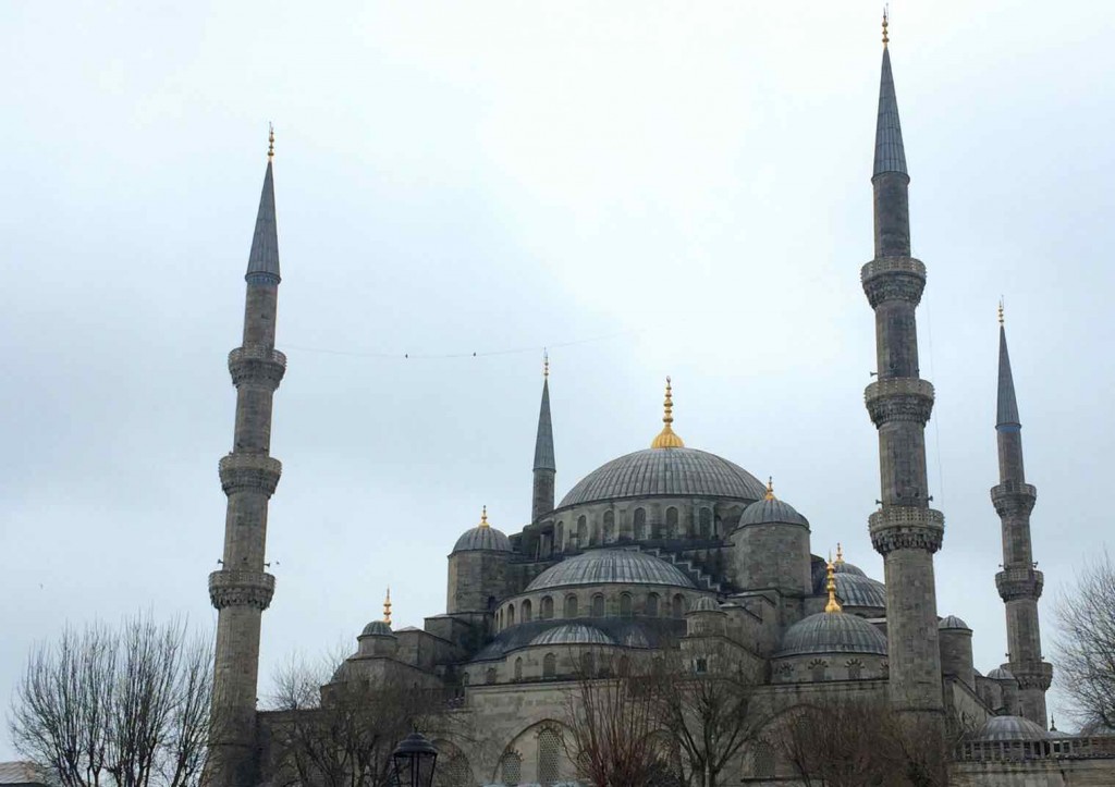 visiting mosques in Istanbul - Blue Mosque