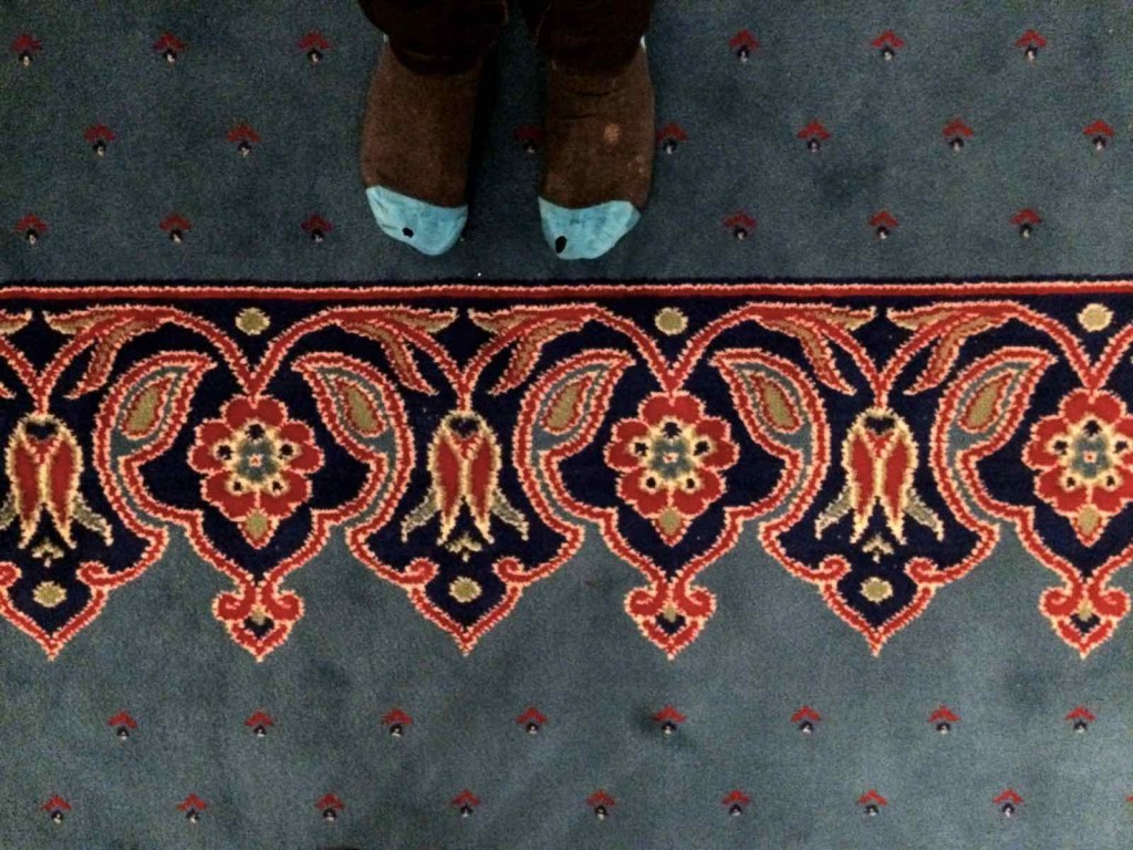 visiting mosques in Istanbul - inside Blue Mosque