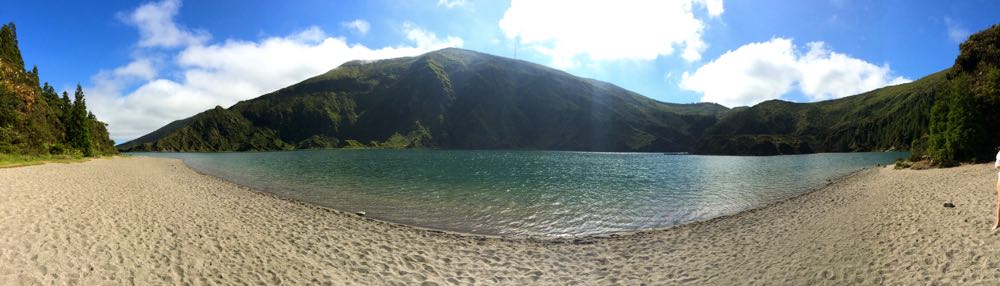 itinerary of São Miguel | Lagoa do Fogo beach