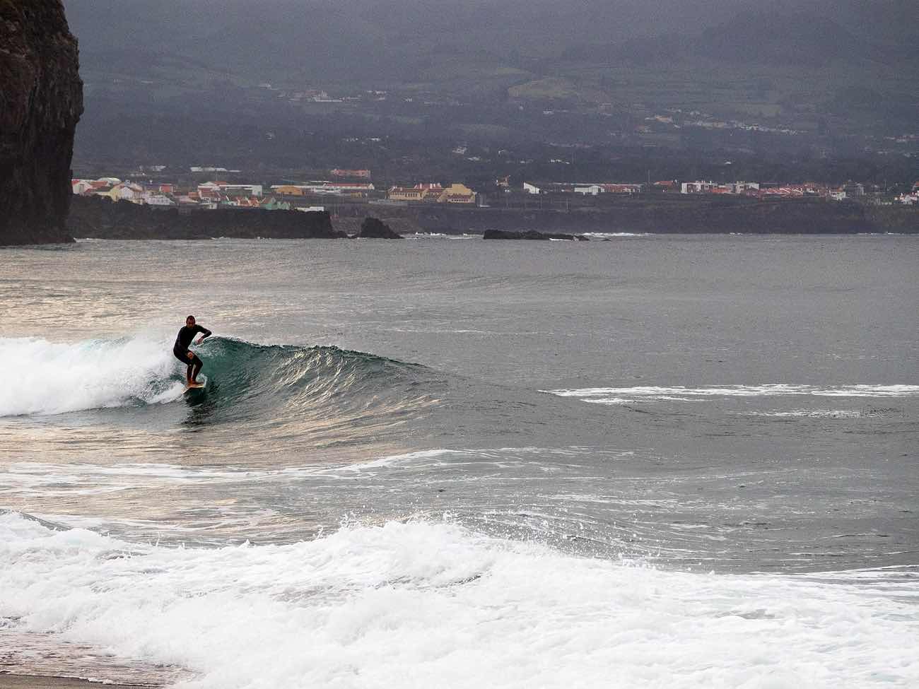 surfing sao miguel azores