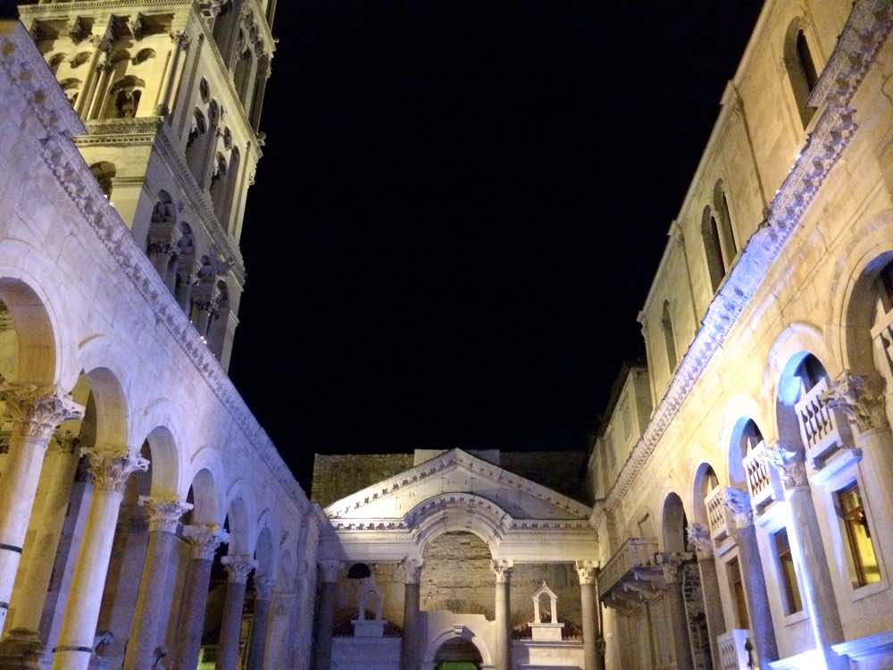 Experiences in Dalmatia's coast - Split Diocletian's Palace