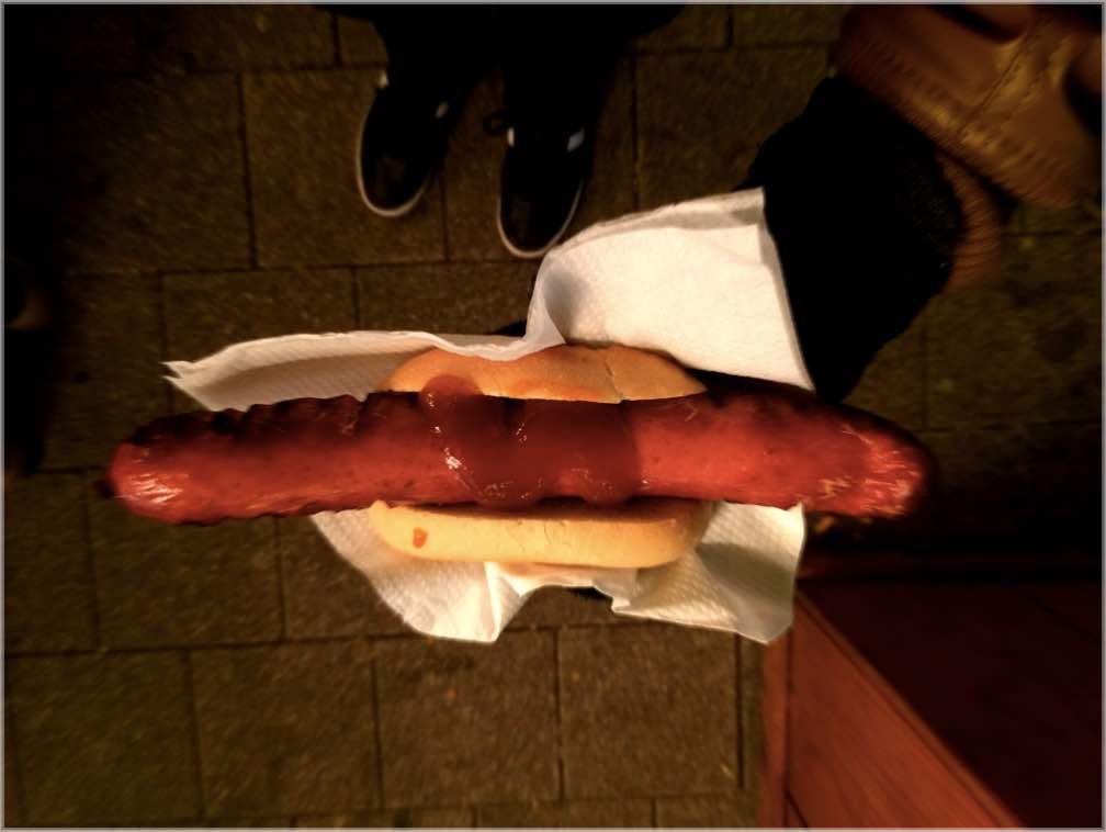 hamburg christmas markets bratwurst