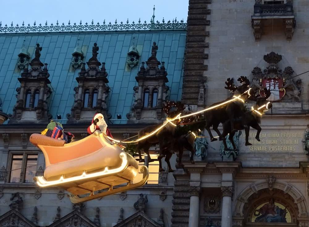 hamburg christmas markets rathaus santa fly