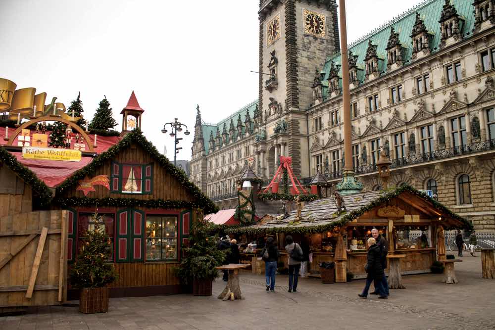 hamburg christmas markets rathausplatz