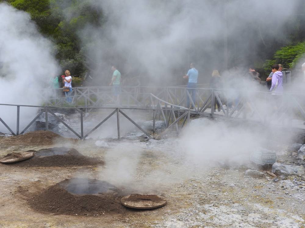 steam holes furnas azores