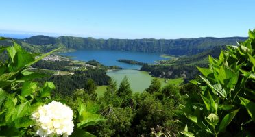 azores-travel-tips-things-to-know-before-go-lakes