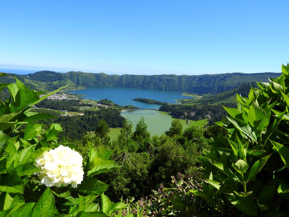 azores safe to travel