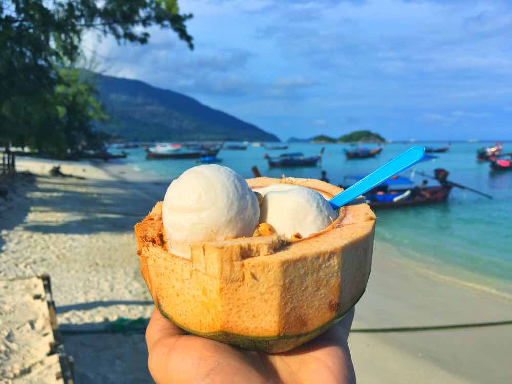 guide koh lipe blog coconut ice cream walking street