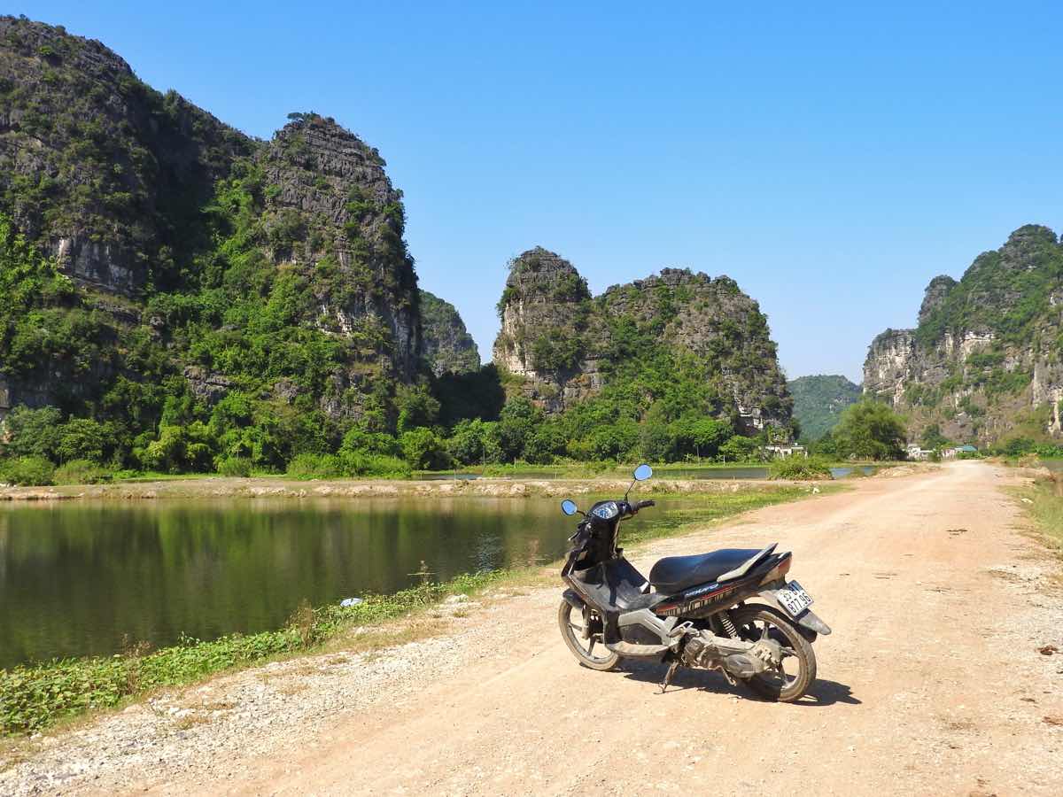 what to do in ninh binh itinerary driving bike