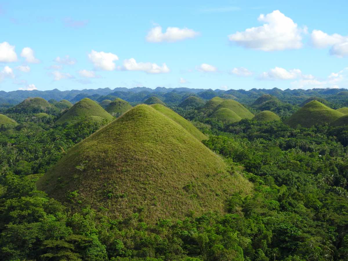 experiences bohol panglao philippines carmen chocolate hills