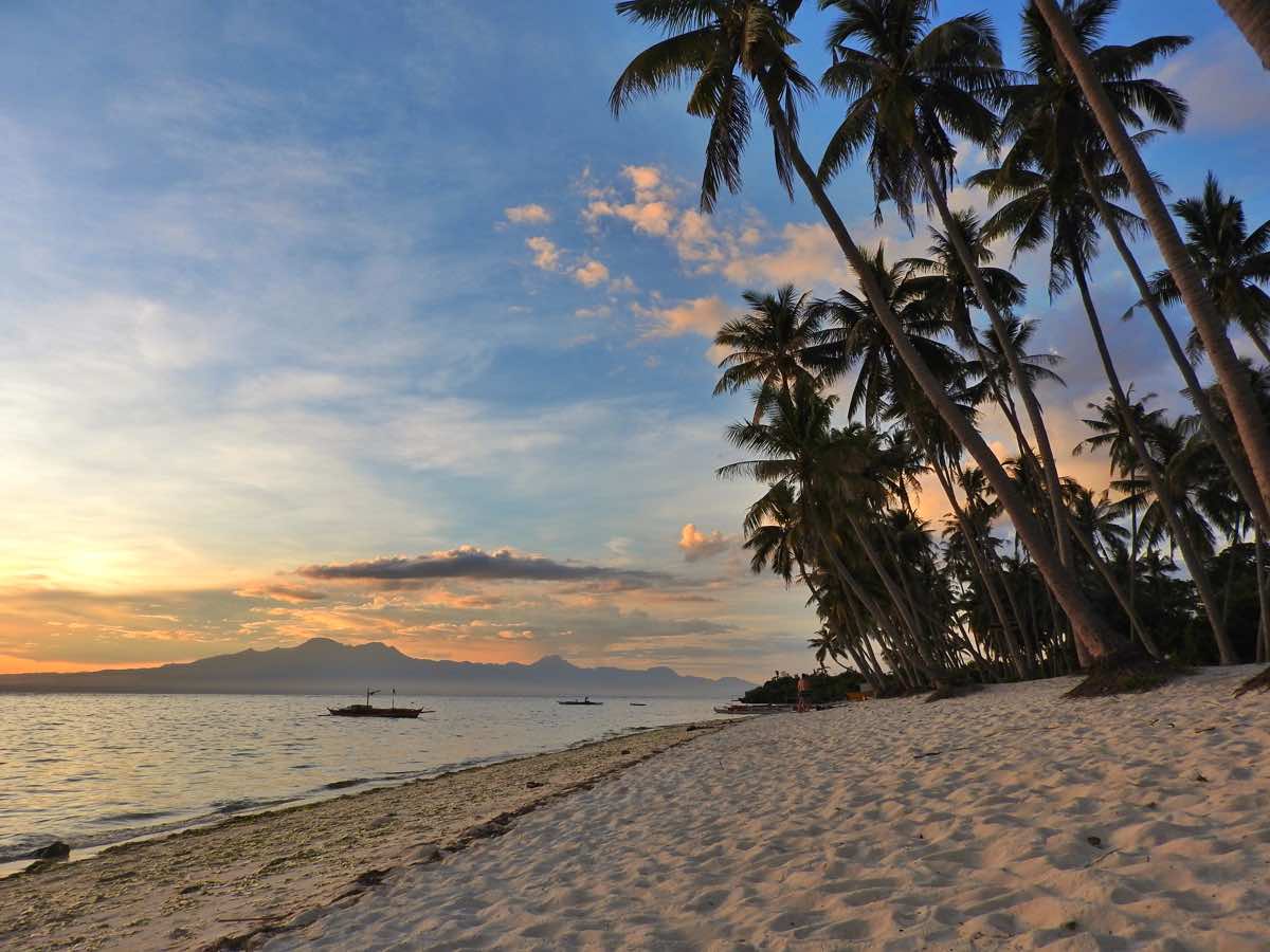 places to visit in Siquijor island philippines paliton beach