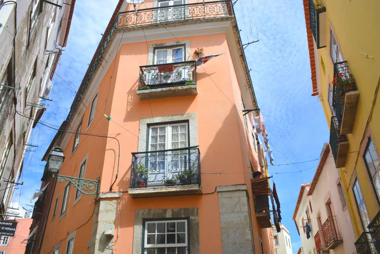 lisbon hidden gems secrets alfama streets lisboa