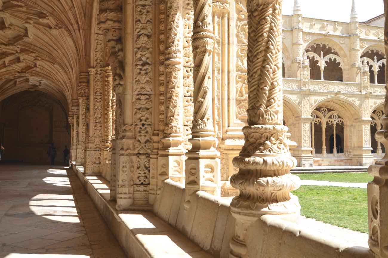 travel blog lisbon city guide belem jeronimos monastery