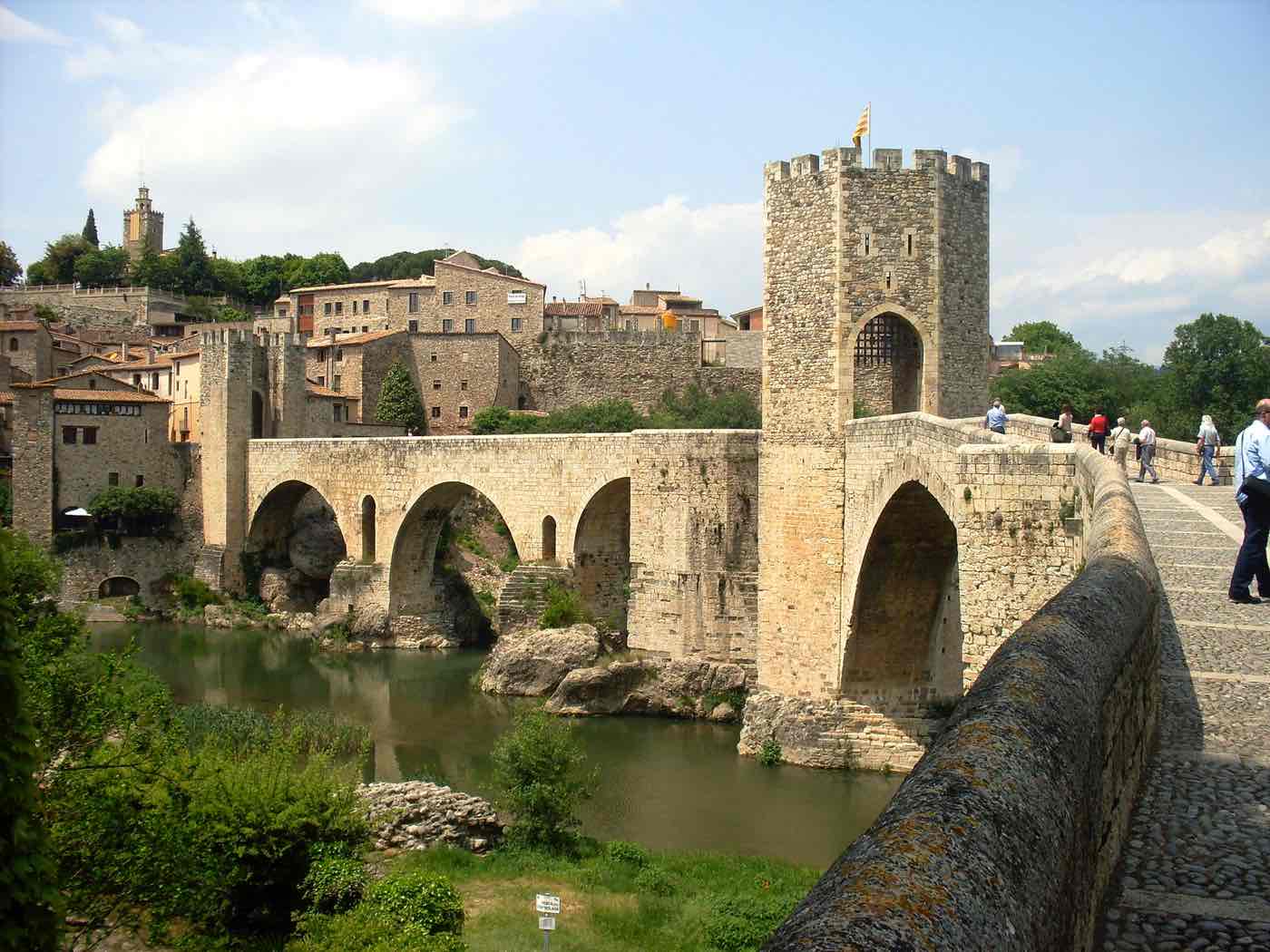 best day trips barcelona besalu