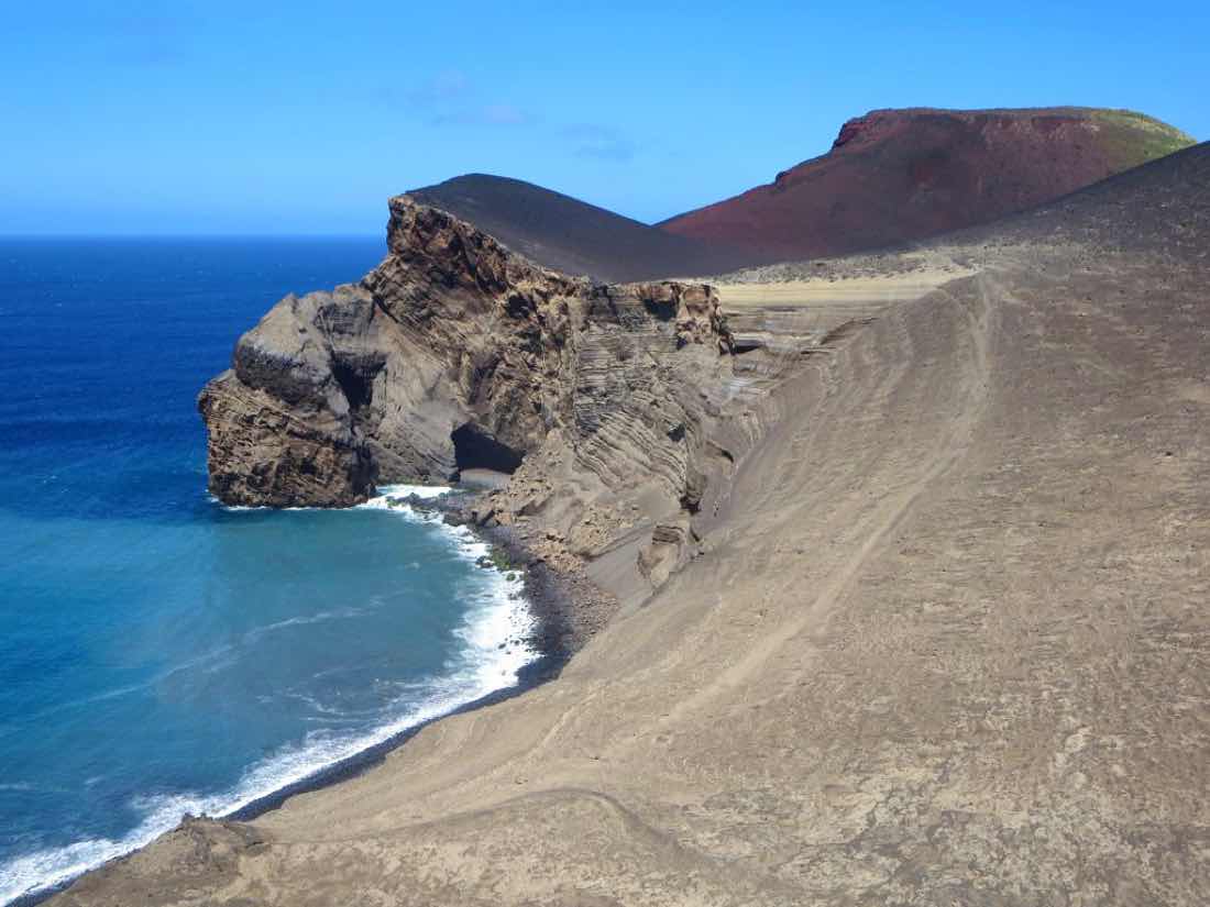 ファイアル島の旅程アゾレス諸島カペリニョス