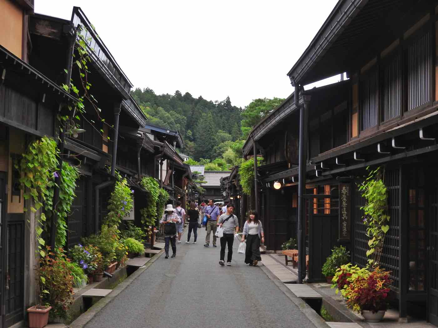 japan itinerary 14 days takayama old town