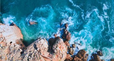 reasons to visit Portugal coast rocks