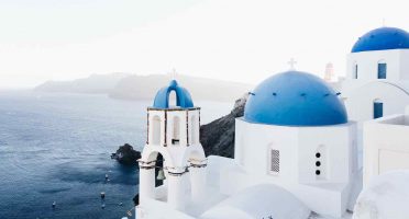 europe travel tips santorini