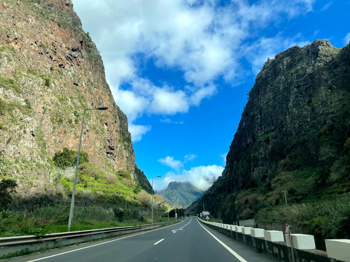 madeira island driving road