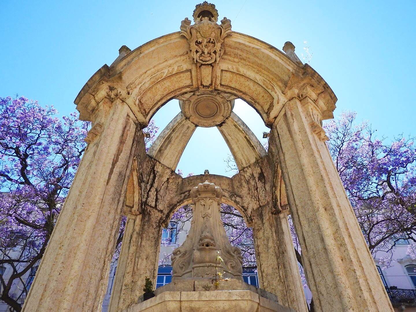 Carmo fountain Lisbon